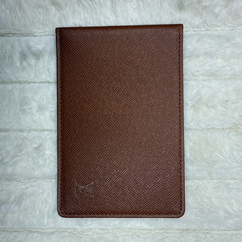 LOUIS VUITTON ID HOLDER